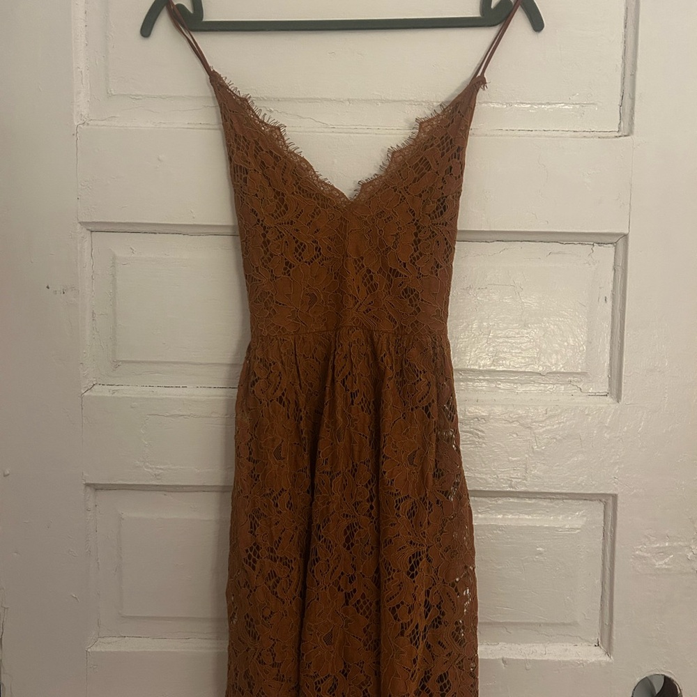 Elegant Backless Lace Orange-Brown Dress